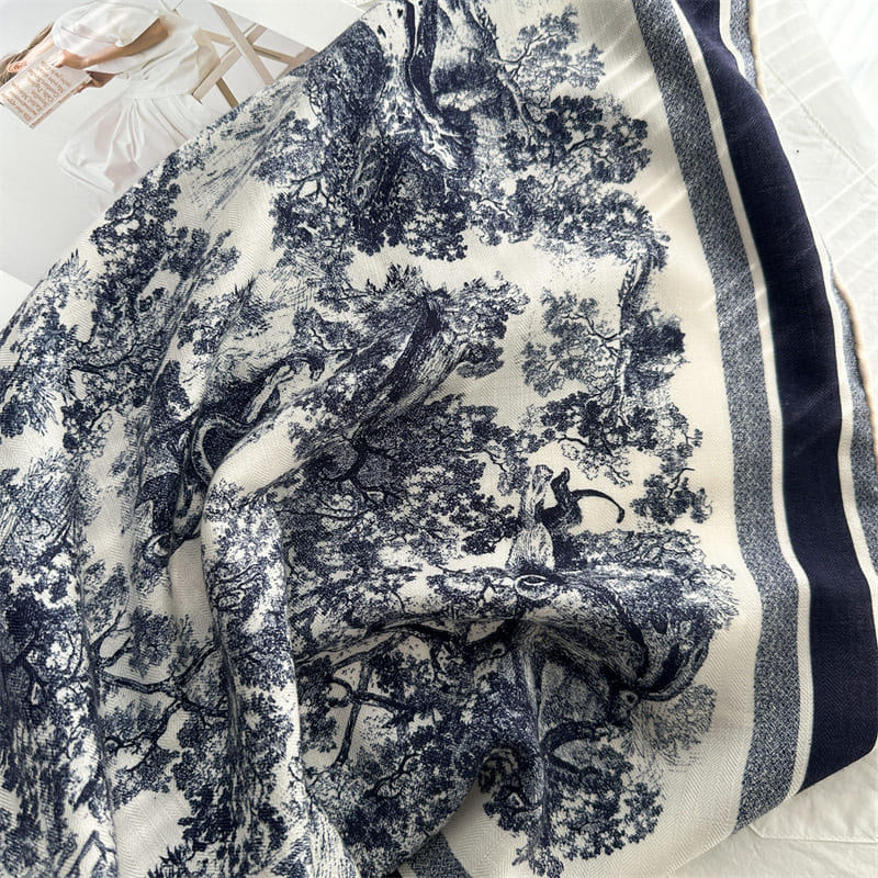 MaraSilk Pure Mulberry Silk-Wool Scarf - Square MS911