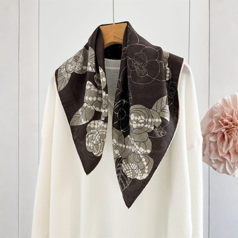 MaraSilk Pure Mulberry Silk-Wool Scarf - Square MS921