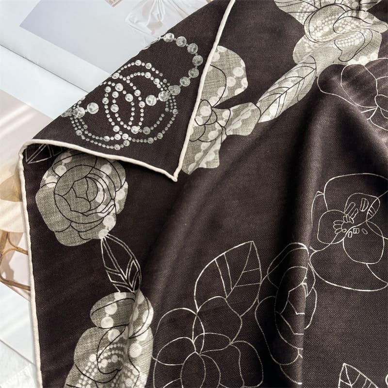 MaraSilk Pure Mulberry Silk-Wool Scarf - Square MS921