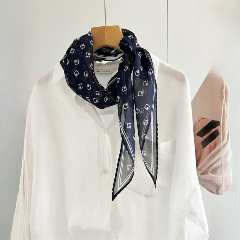MaraSilk Pure Mulberry Silk Scarf - Diamond Georgette MS1009