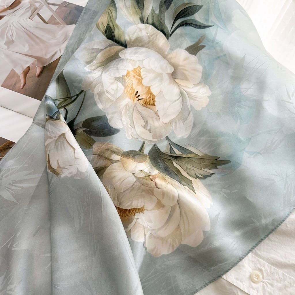 MaraSilk Pure Mulberry Silk Scarf - Oblong Jacquard Satin MS638