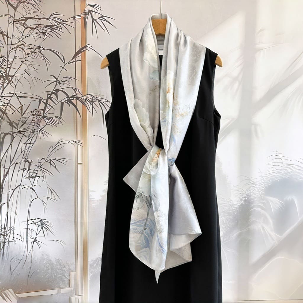 MaraSilk Pure Mulberry Silk Scarf - Oblong Jacquard Satin MS638