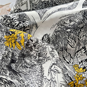 MaraSilk Pure Mulberry Silk Scarf - Square Jacquard MS499