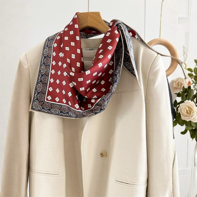 MaraSilk Pure Mulberry Silk Scarf - Triangle Twill MS953