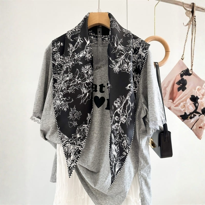 MaraSilk Pure Mulberry Silk Scarf - Triangle Twill MS953