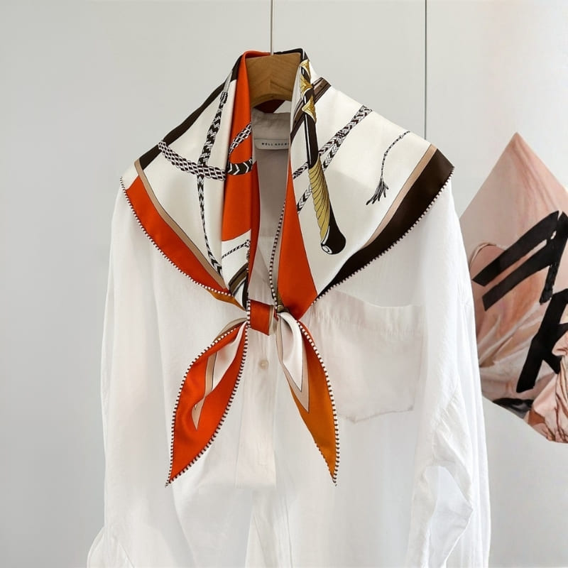 MaraSilk Pure Mulberry Silk Scarf - Triangle Twill MS963