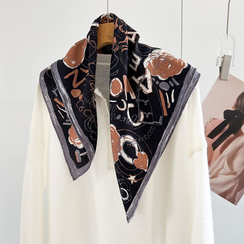 MaraSilk Pure Mulberry Silk-Wool Scarf - Square MS902