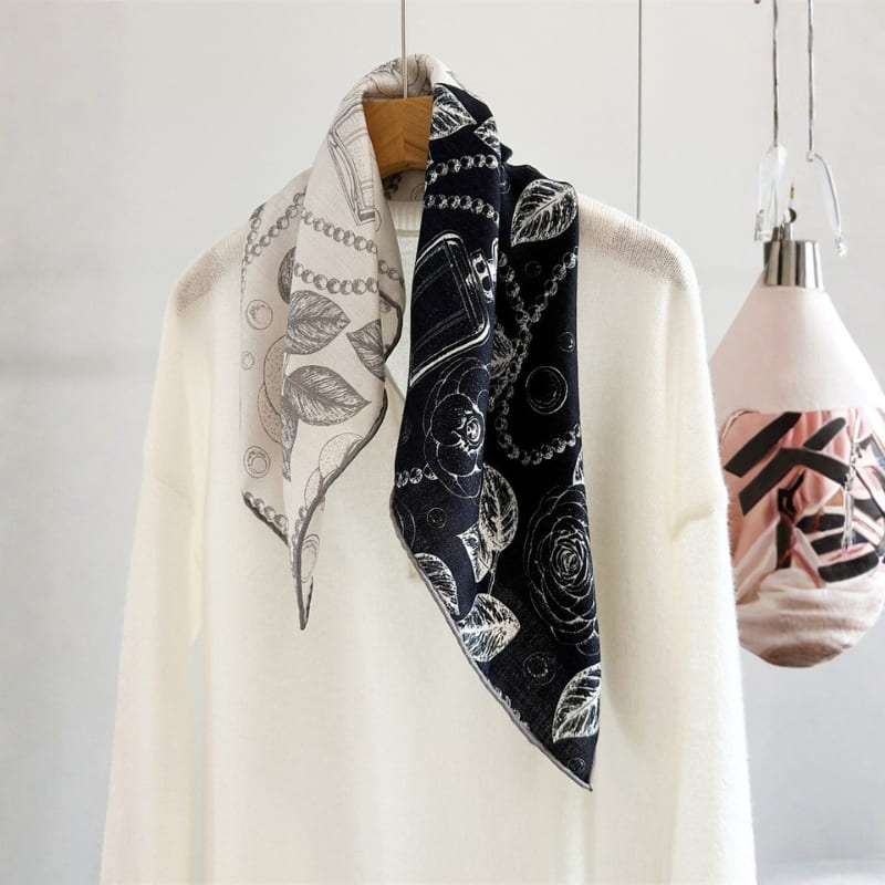 MaraSilk Pure Mulberry Silk-Wool Scarf - Square MS904